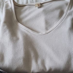 BKE Shirt Henley XL V-neck Long Sleeved High Quality Cotton Ivory Oatmeal Nwot